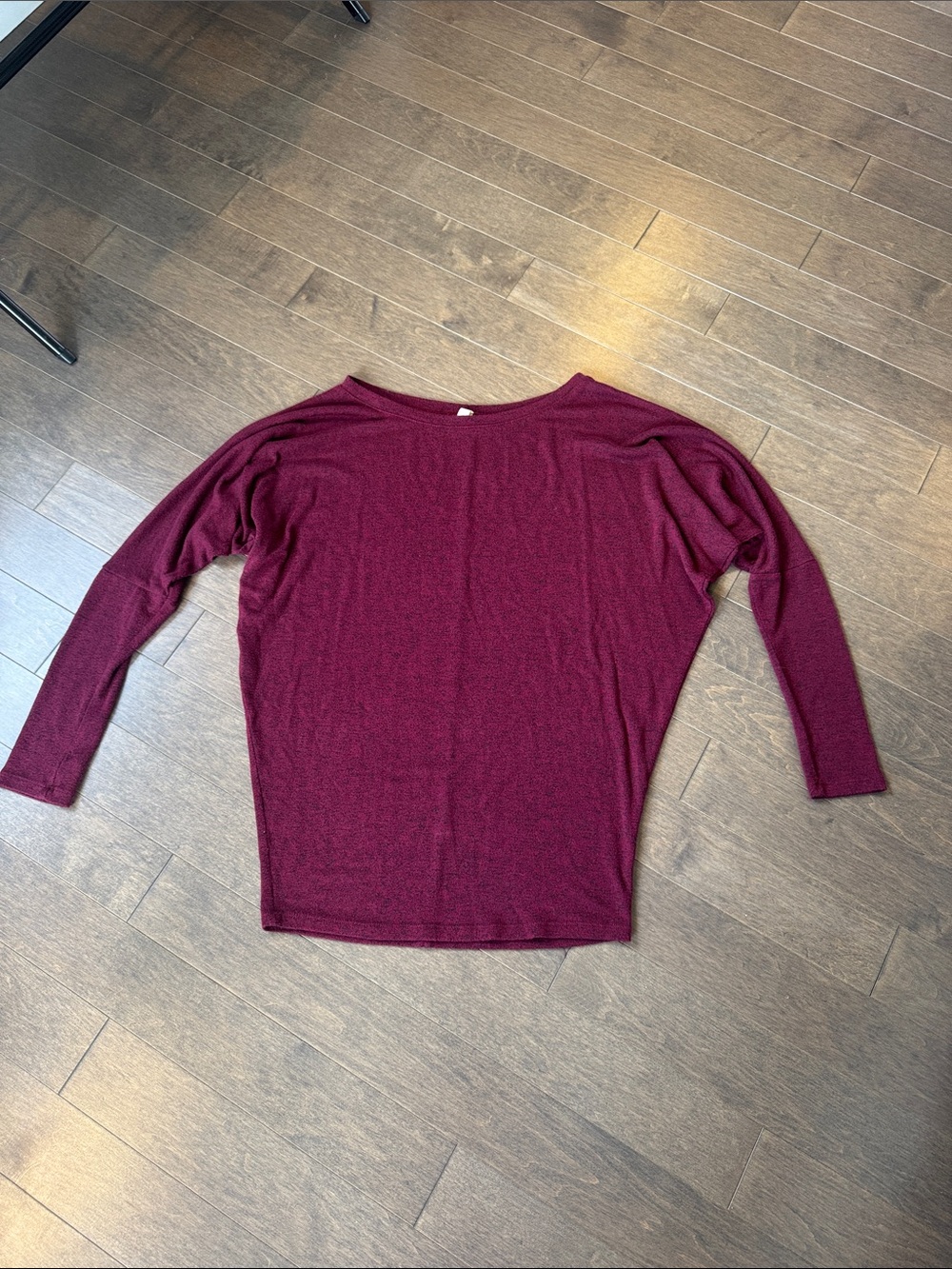 NATURAL LIFE Long Sleeve Boatneck Top in Wine